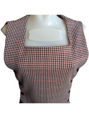 True Vintage 1970's Top Medium Houndstooth Sleeveless Button-Side Handmade Mom